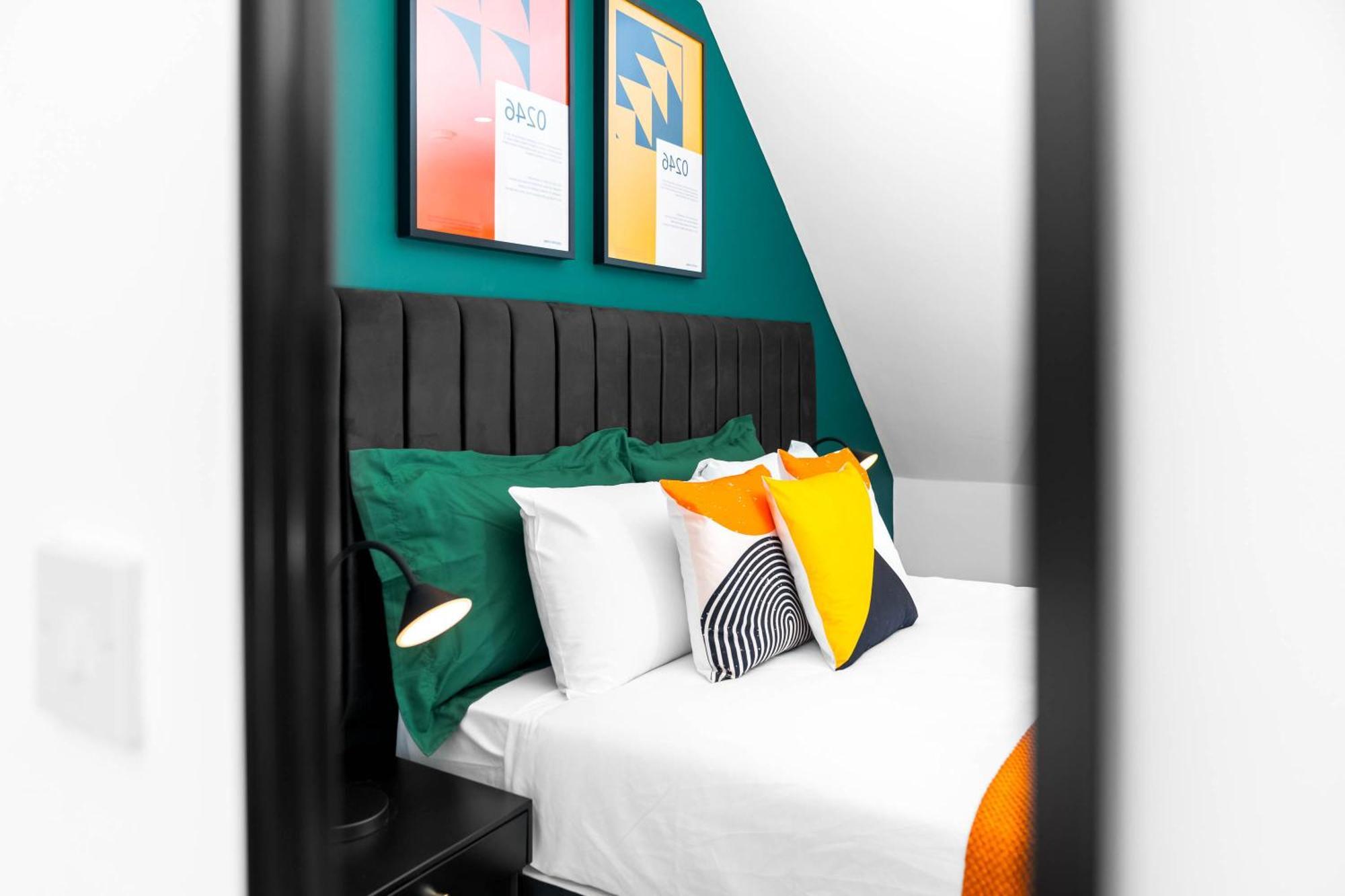 Luxury 3 Bedroom Apartment - Terrace - Near City Centre - Wifi - Smart Tv 1Mr バーミンガム エクステリア 写真